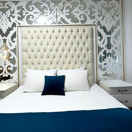 Enrico Hotel Dnipro Eksteriør billede