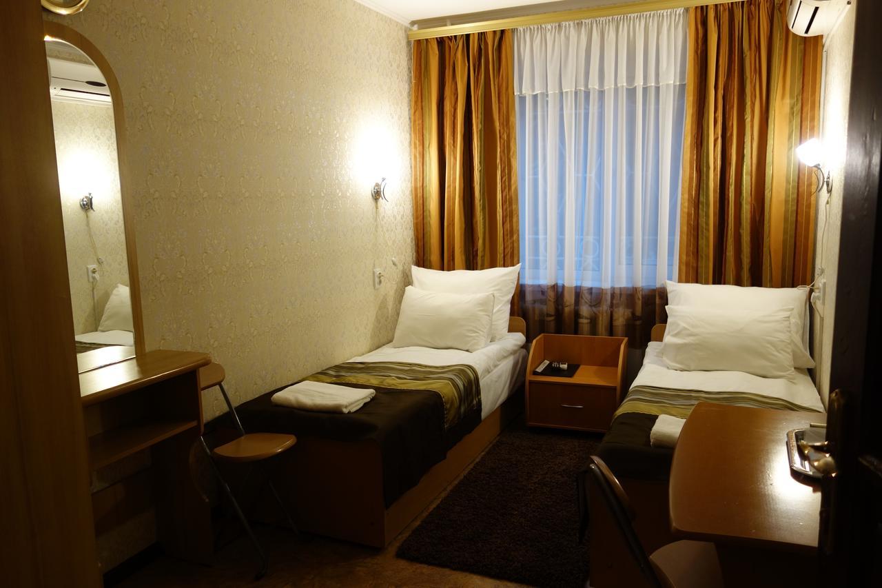 Enrico Hotel Dnipro Eksteriør billede